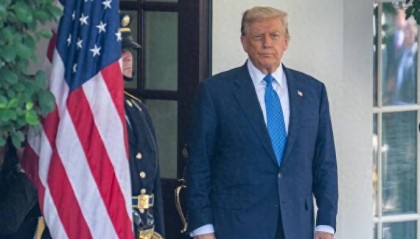 特朗普：“我们要夺回首都”