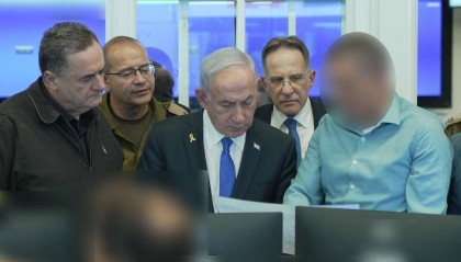 10枚导弹只打一处 以军筹划数月越境袭击哈马斯高层 中东局势再升级