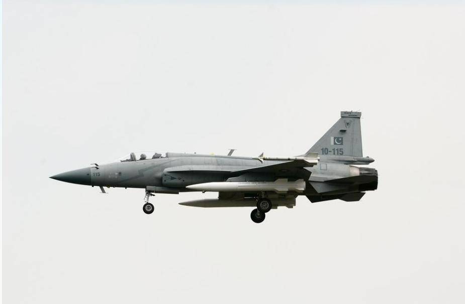 印媒:五七大战中,巴铁海军054A舰没敢出港,印航母取得重大胜利