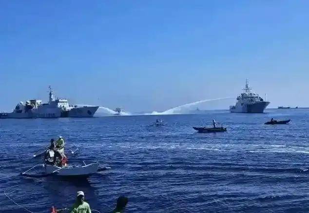 菲律宾在南沙海域投下两个不明黑色物体，会是什么？做什么用的？